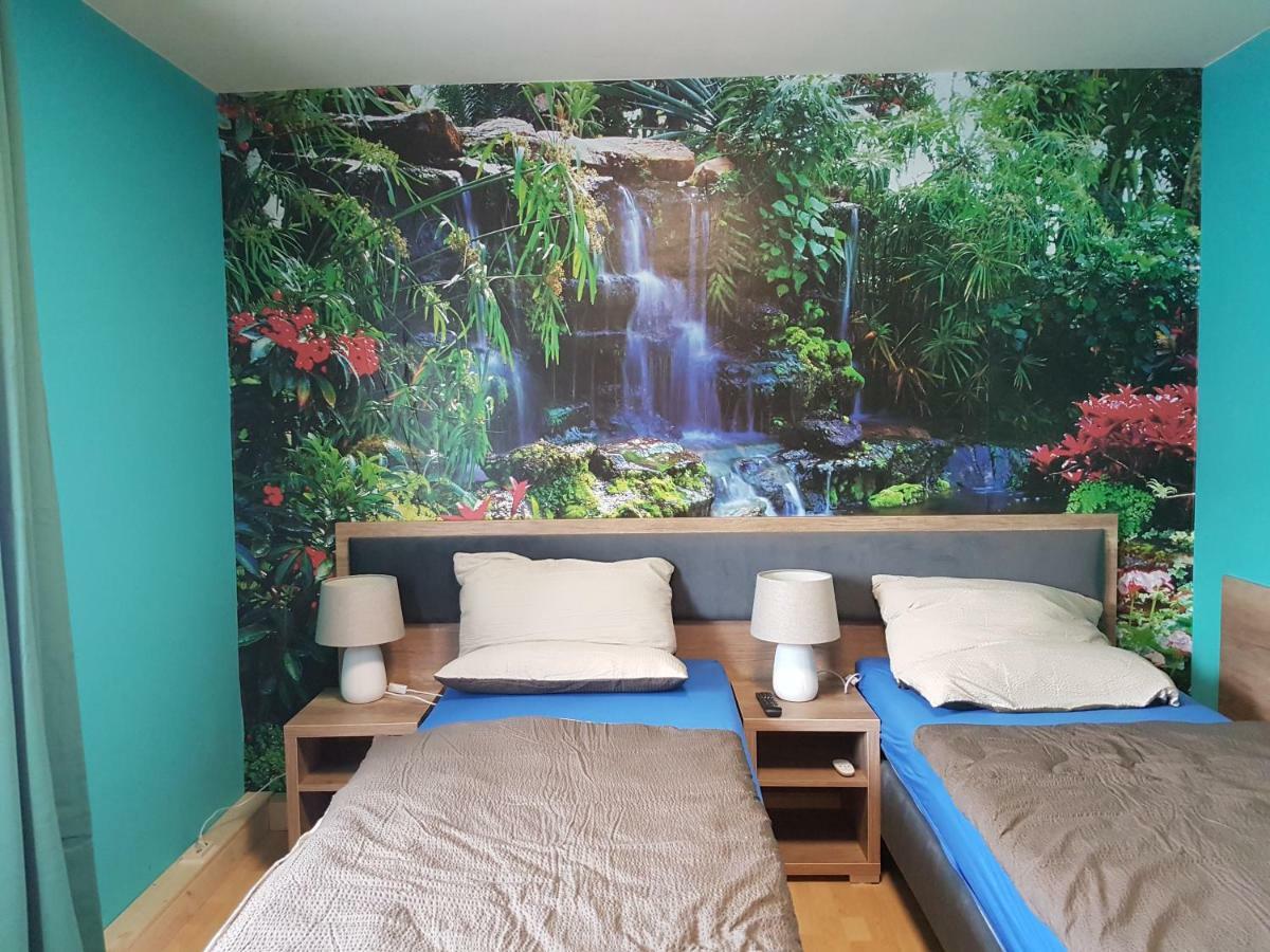 Ferienhaus อาร์นชตัดท์ ภายนอก รูปภาพ