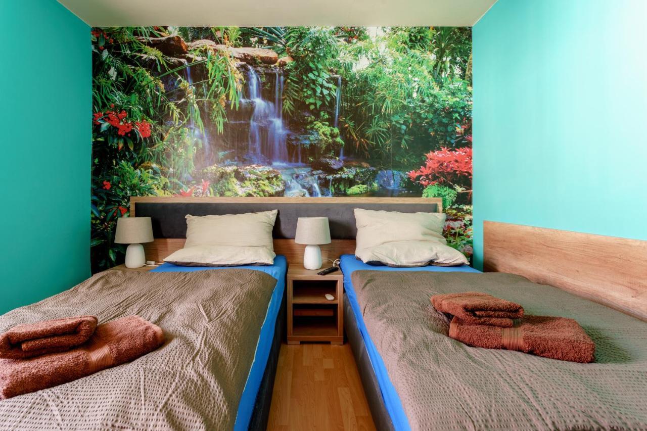 Ferienhaus อาร์นชตัดท์ ภายนอก รูปภาพ